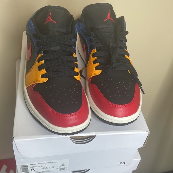 Air Jordan one low SE - Picture 4 of 5